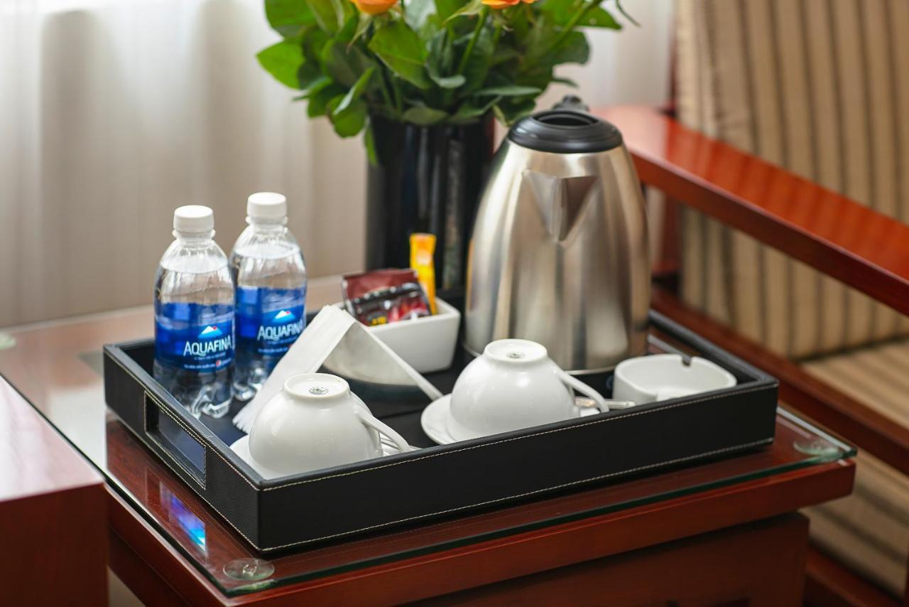 Hoa Dao Hotel Hanoi Buitenkant foto